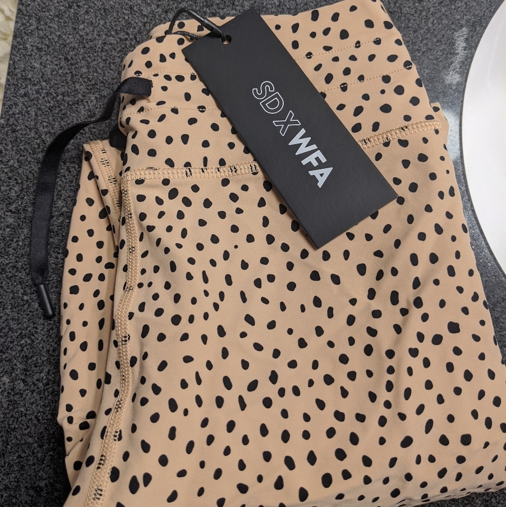 WFA x Sarah's day speckled leggings